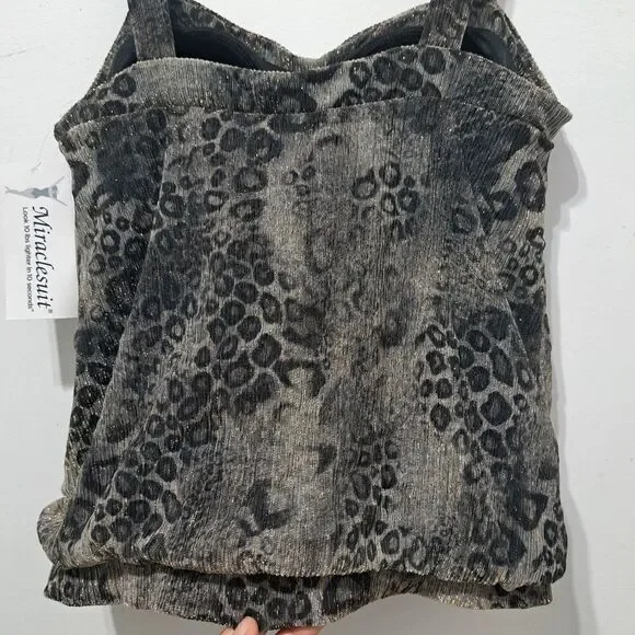 Miraclesuit Leopard Print With Metallic Detail Summer Top Size 10 Black/Gold NWT - Picture 7 of 14